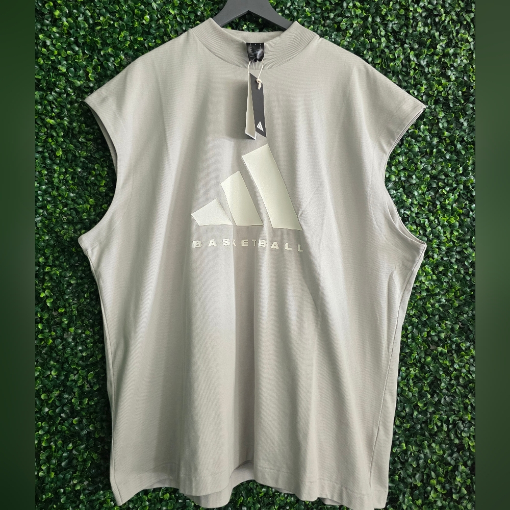 Adidas Men's  Sleeveless Basketball Muscle Tee in Light Beige Size M